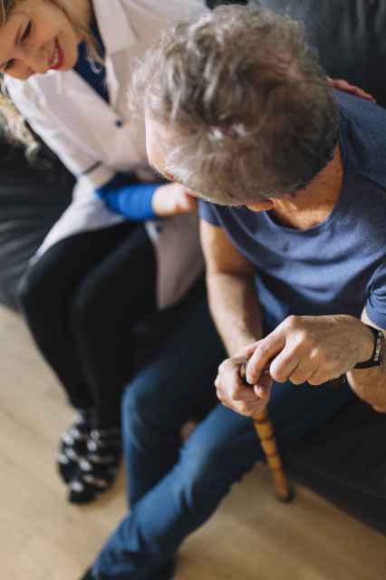 Atención sociosanitaria a personas dependientes en instituciones sociales 20