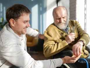 Atención sociosanitaria a personas dependientes en instituciones sociales 29