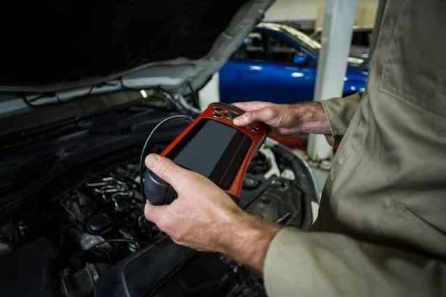Mantenimiento de los sistemas eléctricos y electrónicos de vehículos (Jaén)